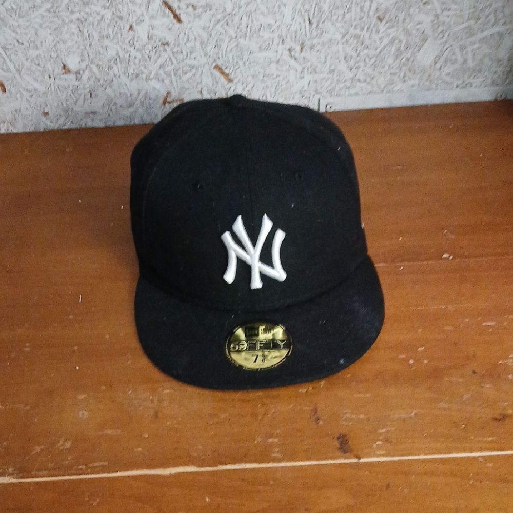 Black NY Logo Cap